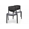 2 ks kovová židle s plastovým sedákem a opěrkou, černá