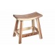 Designová prohnutá stolička do interiéru, masivní dřevo Suar, 46 cm