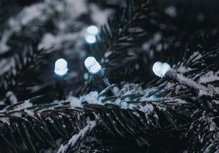 Vánoční osvětlení - LED řetěz venkovní / vnitřní, studeně bílý, 18 m