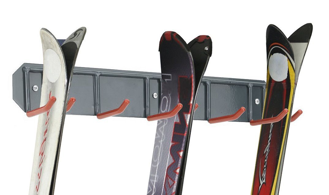 Nástěnný držák na 3 páry lyží, celokovový