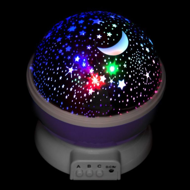 LED projektor noční oblohy do pokoje, nastavitelná barva svícení, na baterie + USB, fialový