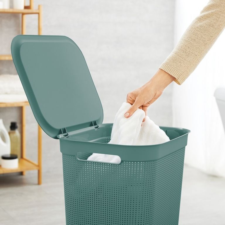 Vysoký prádelní koš do koupelny, s víkem a malými otvory, plast, zelený, 43x34x53 cm